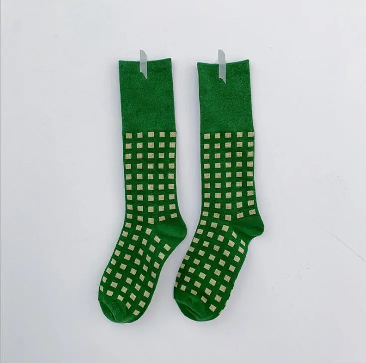 green Модные Клетчатые Гольфы Для женщин теплые гетры ноги Япония хлопковые носки Femme уличная школьная раздел-носки для детей - Цвет: green
