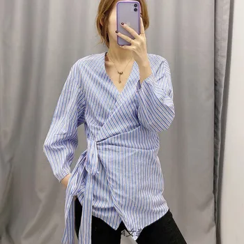 

2020 Spring and Summer Korean Elegant Women Shirts Casula Striped Shirt V-Neck Loog Sleeve Shirts