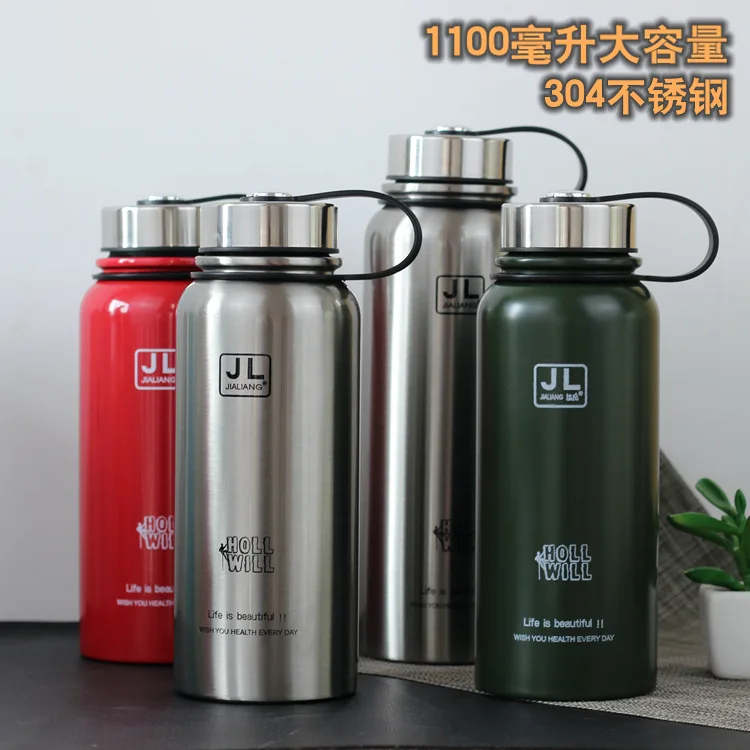 

Sports Bottle Vacuum Stainless Steel Vacuum Cup Pot Space Handle Tea Cup Large Capacity 900ml with Strainer Logo