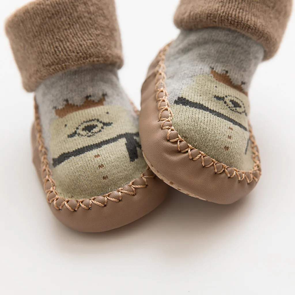 Новые милые теплые носки с героями мультфильмов для новорожденных Модные носки-тапочки для маленьких мальчиков и девочек Нескользящие носки для малышей Skarpetki Dla Niemowlaka