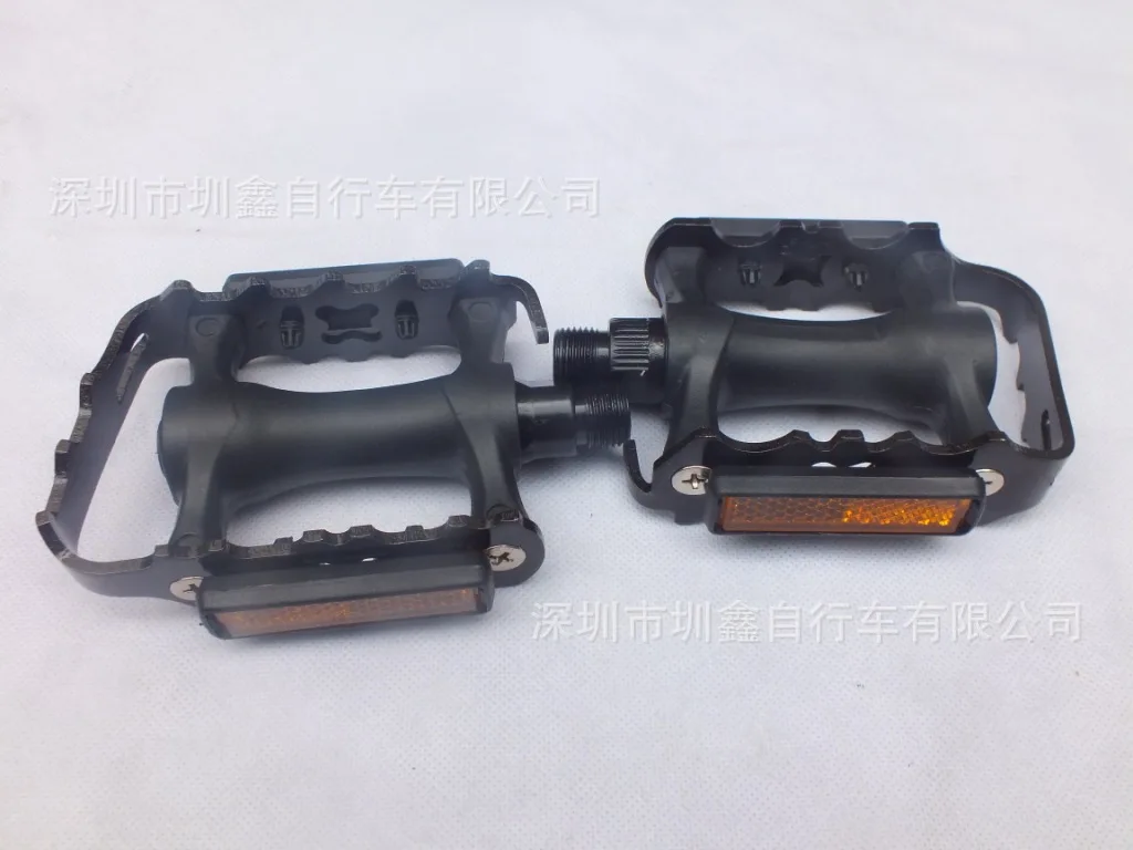 

Fixed Gear Pedal Road Bike Pedal Semi-Aluminum Foot Pedal Mountain Bike Folding Bicycle Pedal