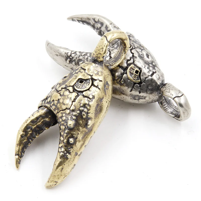 brass crab claws pendants (5)