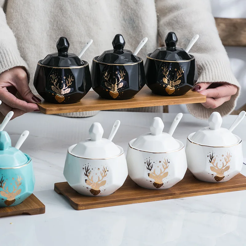 

Nordic deer household ceramic seasoning jar spice box Kitchenware ceramic salt shaker 3 piece set combination
