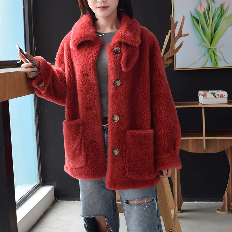 Новинка года; зимняя женская короткая куртка с большими шипами из овечьей шерсти в Корейском стиле; мех ягненка; большие размеры