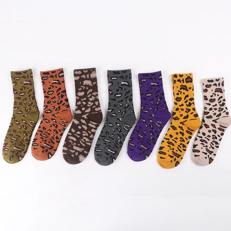 Хлопковые носки для женщин; модные носки в горошек; цвет синий, фиолетовый, зеленый; забавные счастливые носки; мягкие Повседневные носки для взрослых; сезон осень-зима