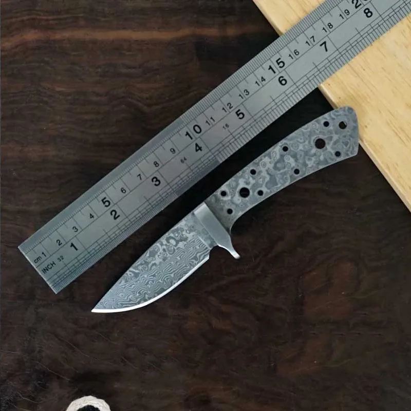 Охотничий нож 60HRC из дамасской стали со стальным зажимом и цельным килем с