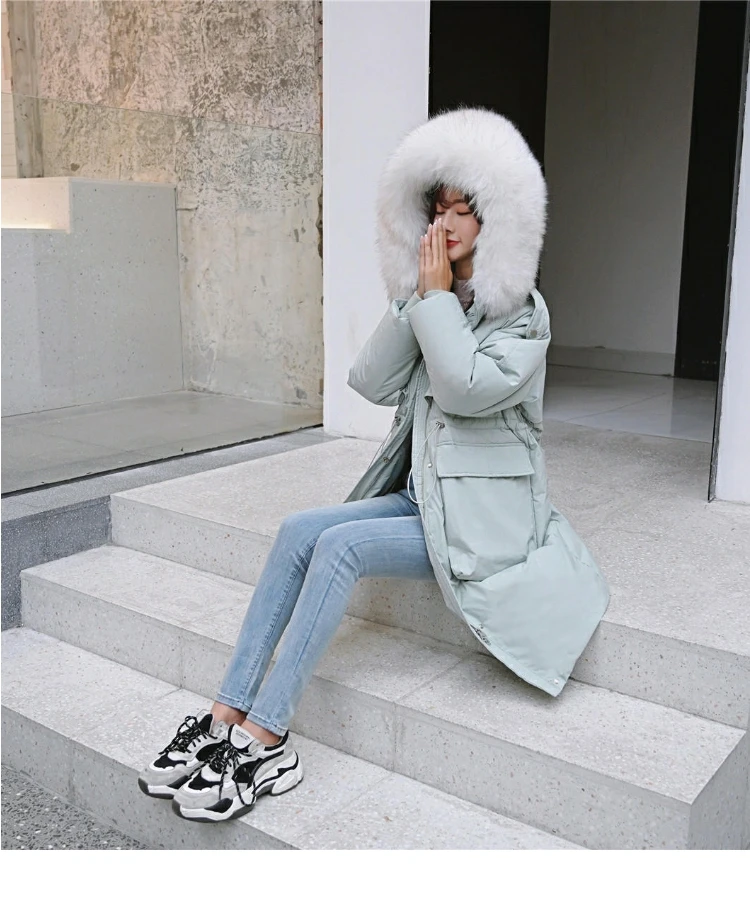Shoppe пуховик женский белый утиный пух средней длины приталенный плотный длинный пуховик женский длинный пуховик выше колена енот фу