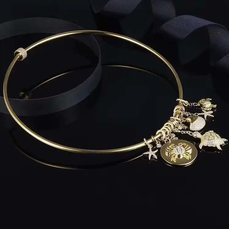 12351681310_608711273