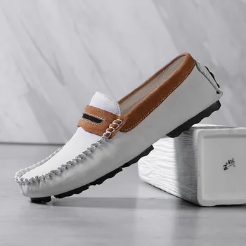 

White Slip On Shoes Men Loafers Shoes Suede Leather Casual Breathable Moccasins Driving Shoes Comfortable Flat Male Footwear