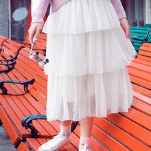 Весенне-зимняя Милая белая длинная сетчатая юбка с оборками для девочек английский консервативный стиль, эластичная резинка на талии, винтажные многоярусные юбки в горошек с оборками