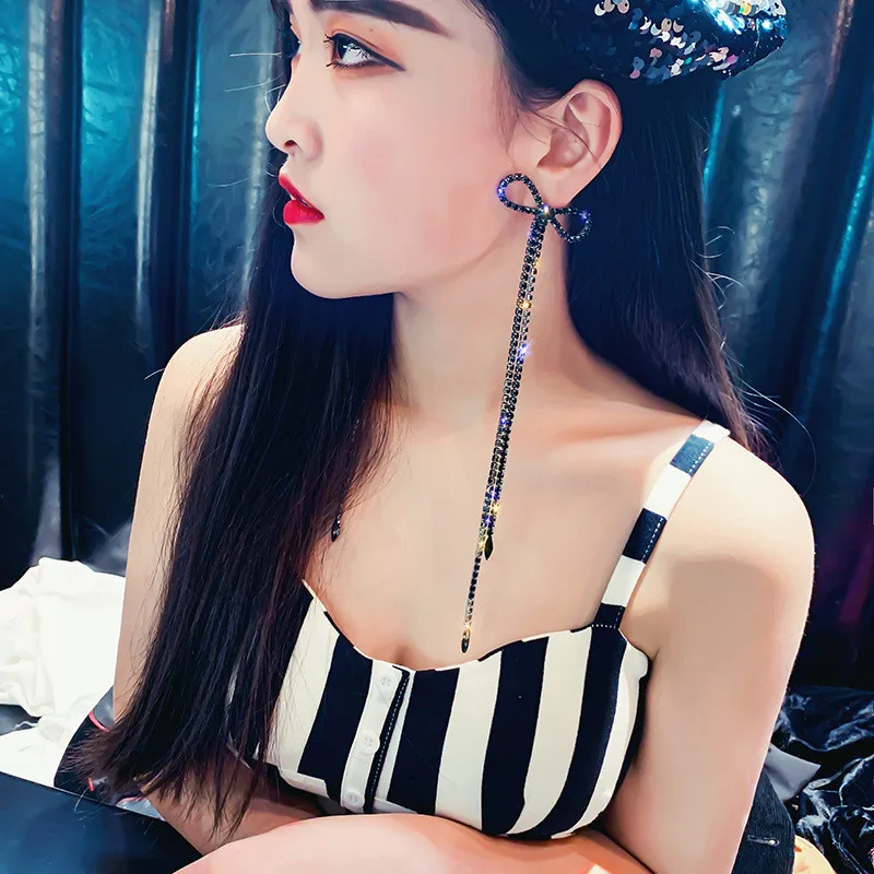 

FYUAN Black Long Tassel Drop Earring for Women Bijoux Oversize Bowknot Rhinestone Dangle Earrings Statement Earrings Jewelry
