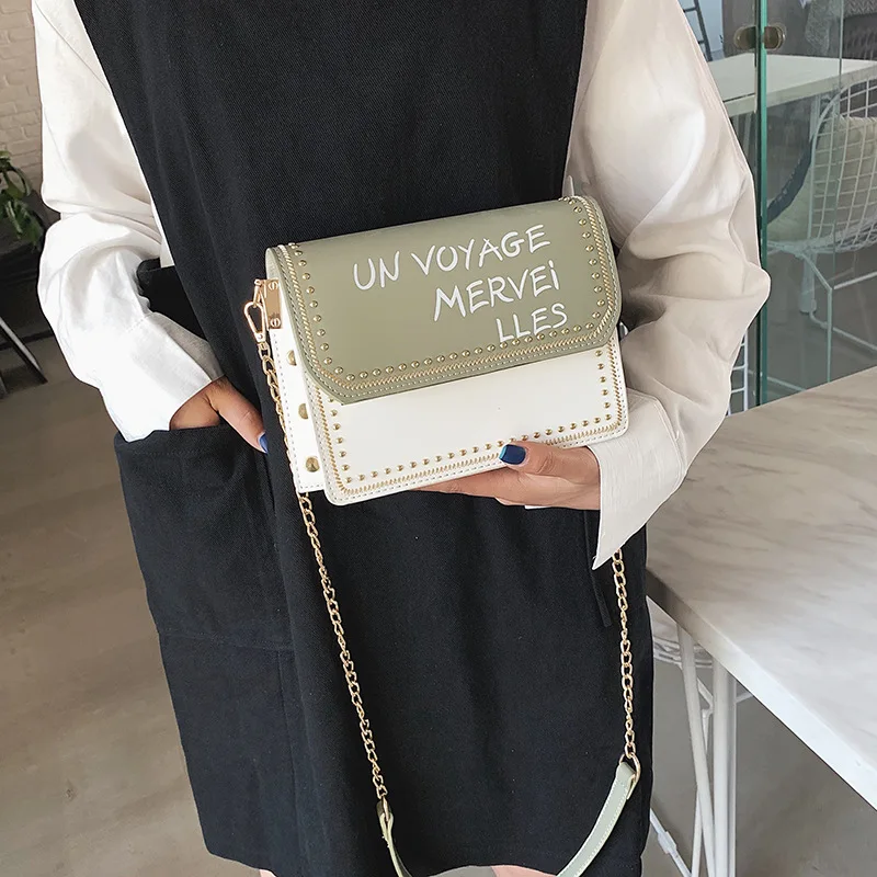 

New package 2019 new Korean version 100 lap chain letter single shoulder bag foreign gas personality rivet small square bag