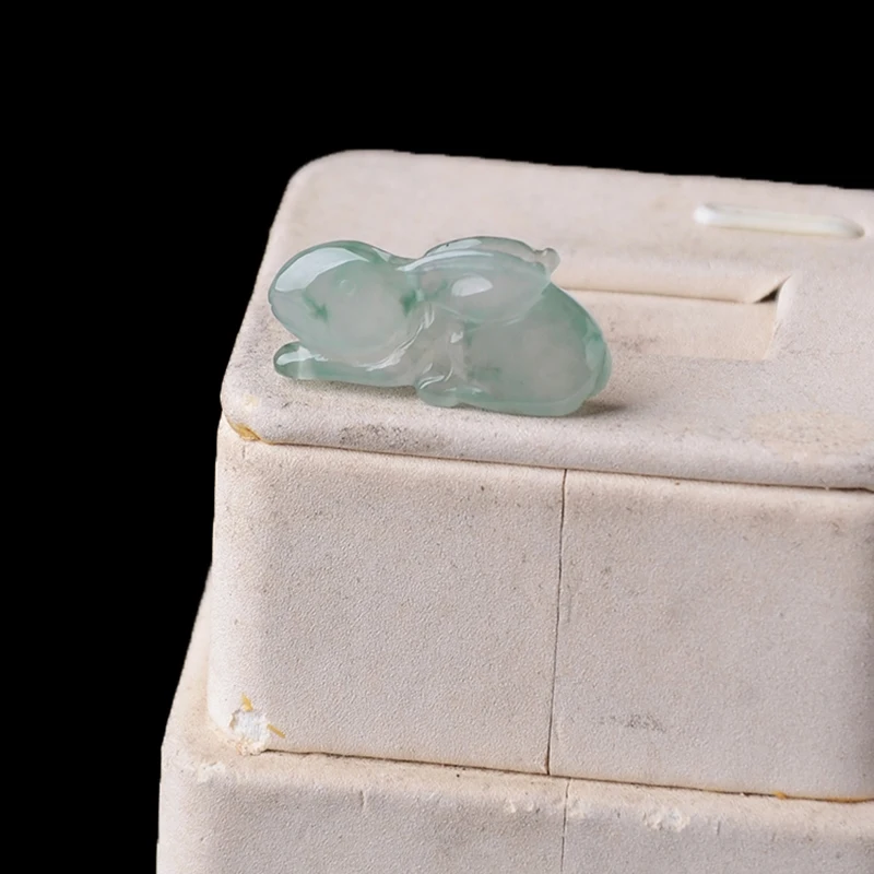 

Natural Burmese ice species floating flower rabbit pendant jade 12 Zodiac stereo rabbit jade pendant to send certificate
