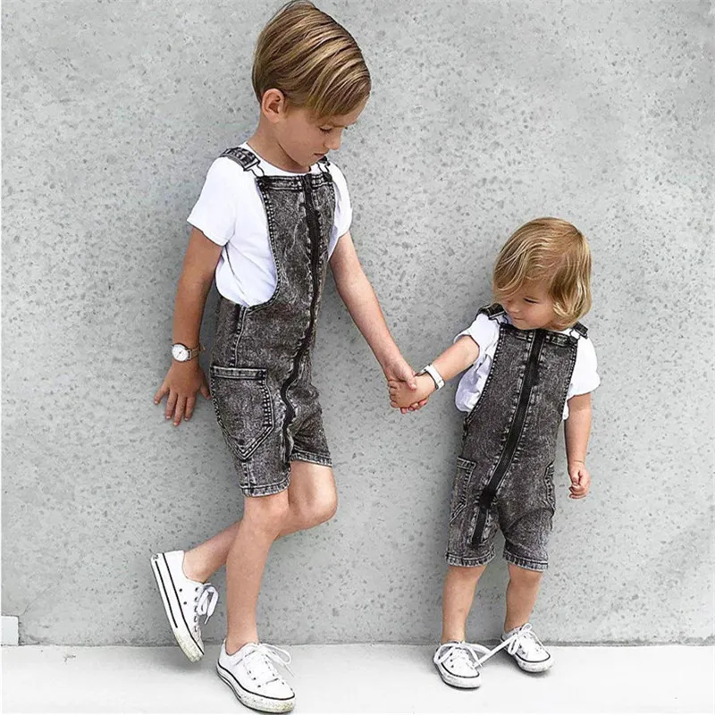 Моде! Европейский стиль; джинсовые комбинезоны для маленьких мальчиков; летняя одежда с принтом «Sister Brother Match»; брендовые Комбинезоны для