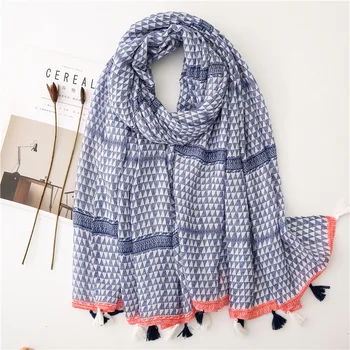 

Fashion Triangle Autumn and winter Ethnic style Women's Cotton and linen beach Shawl Print Tassels blanket scarf lady silk Scarf