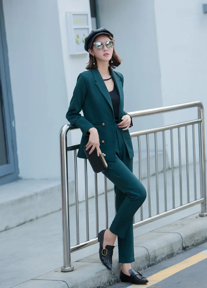 

Photo Shoot 2019 Autumn Clothing New Style Million Years Classic Version Type Doubled Lapel Collar Design-Three-Color Suit