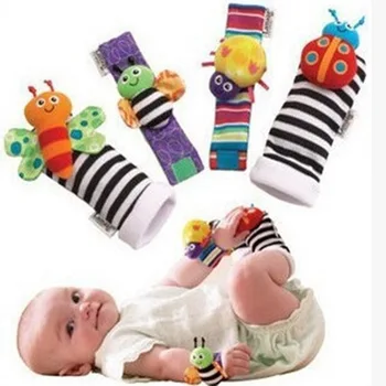 

Cartoon Baby Kids Socks Rattle Toys for 0-12 Months Infant Boys and Girls Wrist Rattle and Foot Socks Rattle Toys