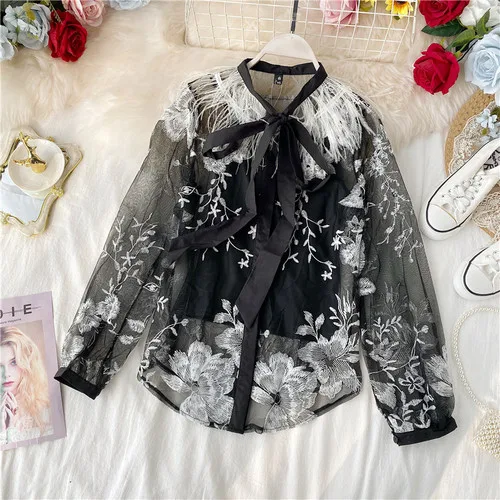 black white Neploe перо кисточкой галстук-бабочка воротник рубашка перспективная Цветочная вышивка блузка леди Французский Ретро кружева комплект из двух предметов 55813 - Цвет: black white