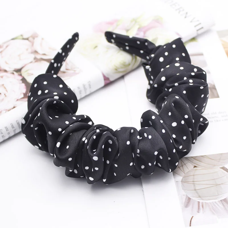 Dot-Black