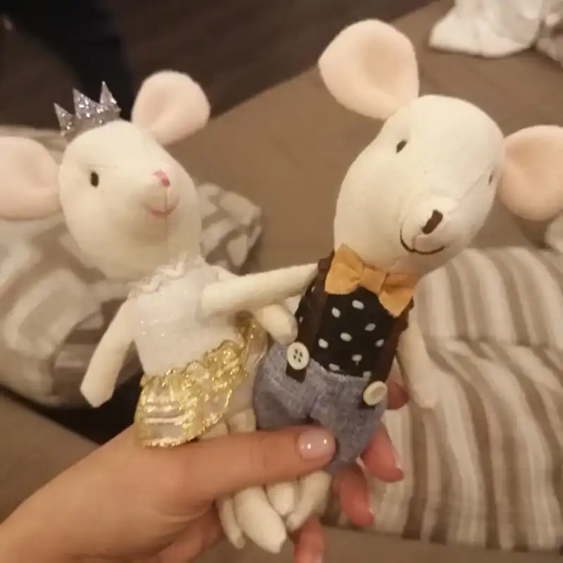 little mouse family toys