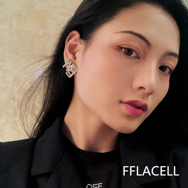2020 Fashion Punk Exaggerated Fashion Crystal Wang Letter Earrings Rhinestone Letters Dangle Earrings For Women Girl Jewlery