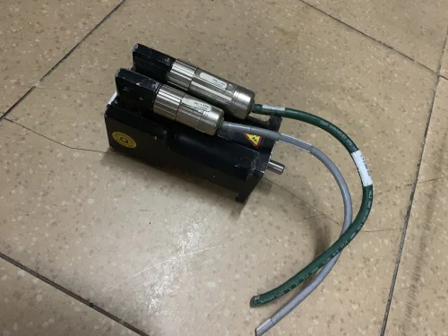 6SM37L-4.000 используется один, серводвигатель, хорошая работа