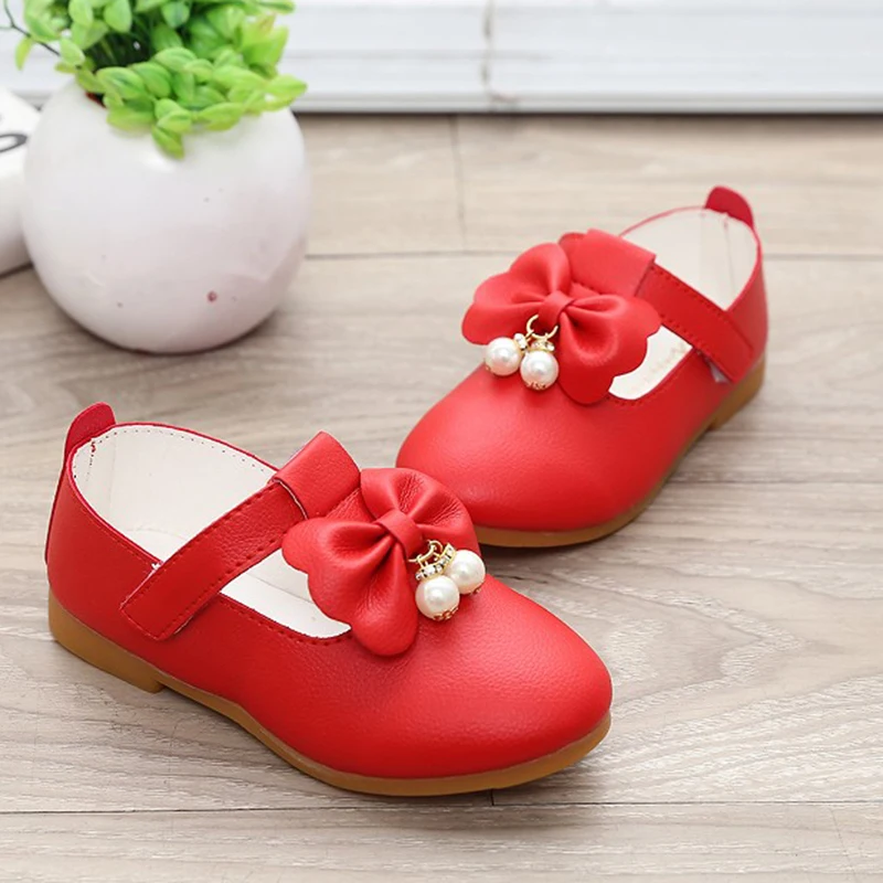 little girl white wedding shoes