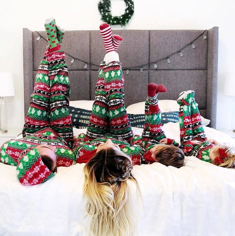 Цельнокроеные рождественские пижамы комбинезоны Одинаковая одежда для сна для всей семьи одежда для сна для папы, мамы и детей рождественские пижамы