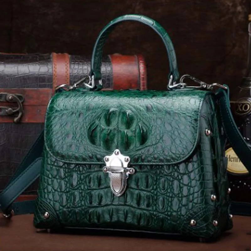 Рисунок 4 - Сумка женская квадратная из крокодиловой