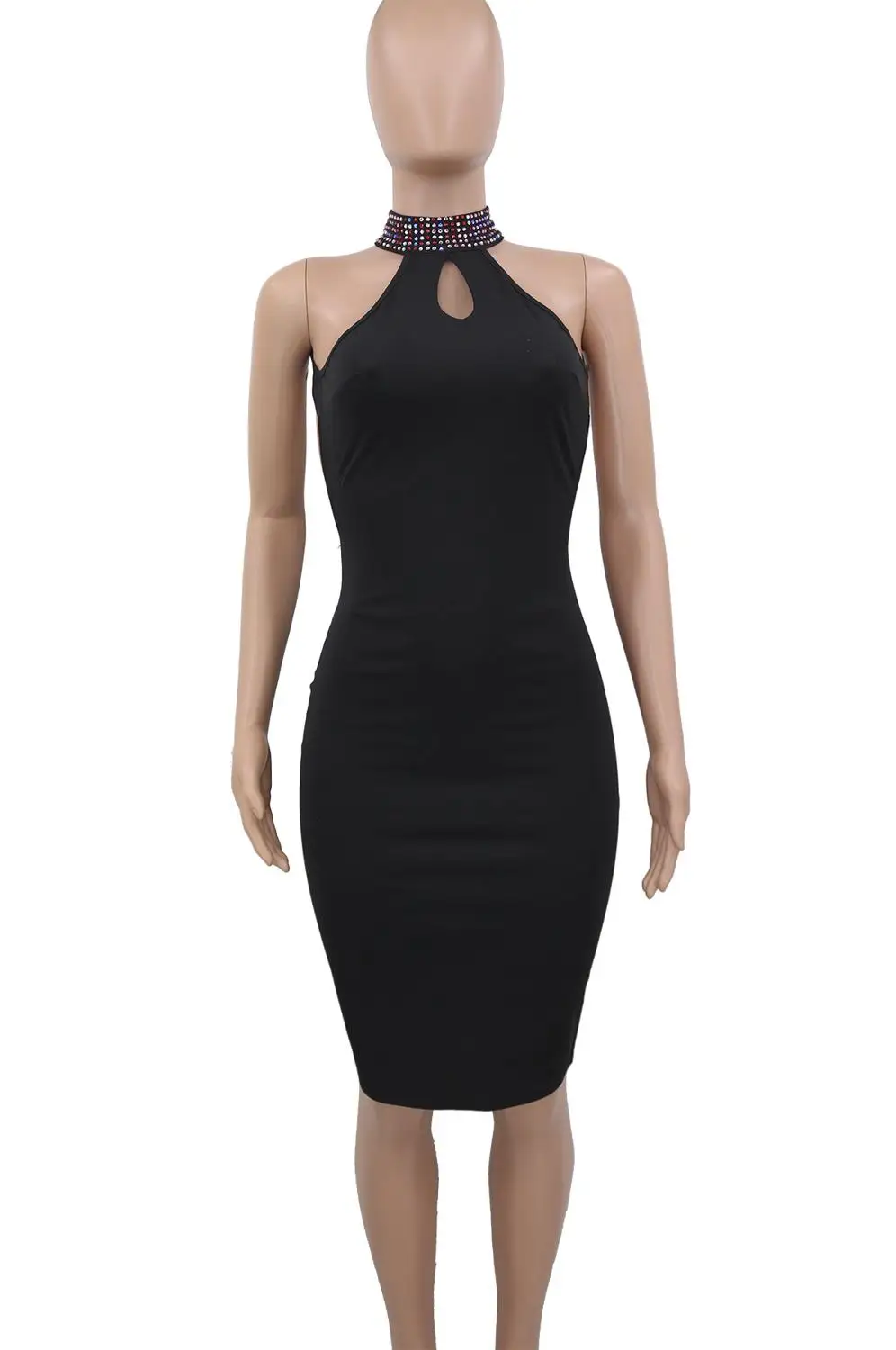 Осенне зимнее женское платье миди без рукавов с лямкой на шее однотонное