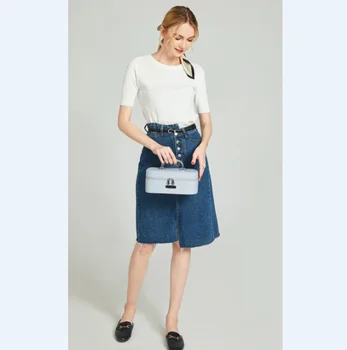 

2020 New Style Handbag UV Disinfection and UV Light Sterilizing PU Box Women Comestic Case For Home Use,Shopping and Travelling.