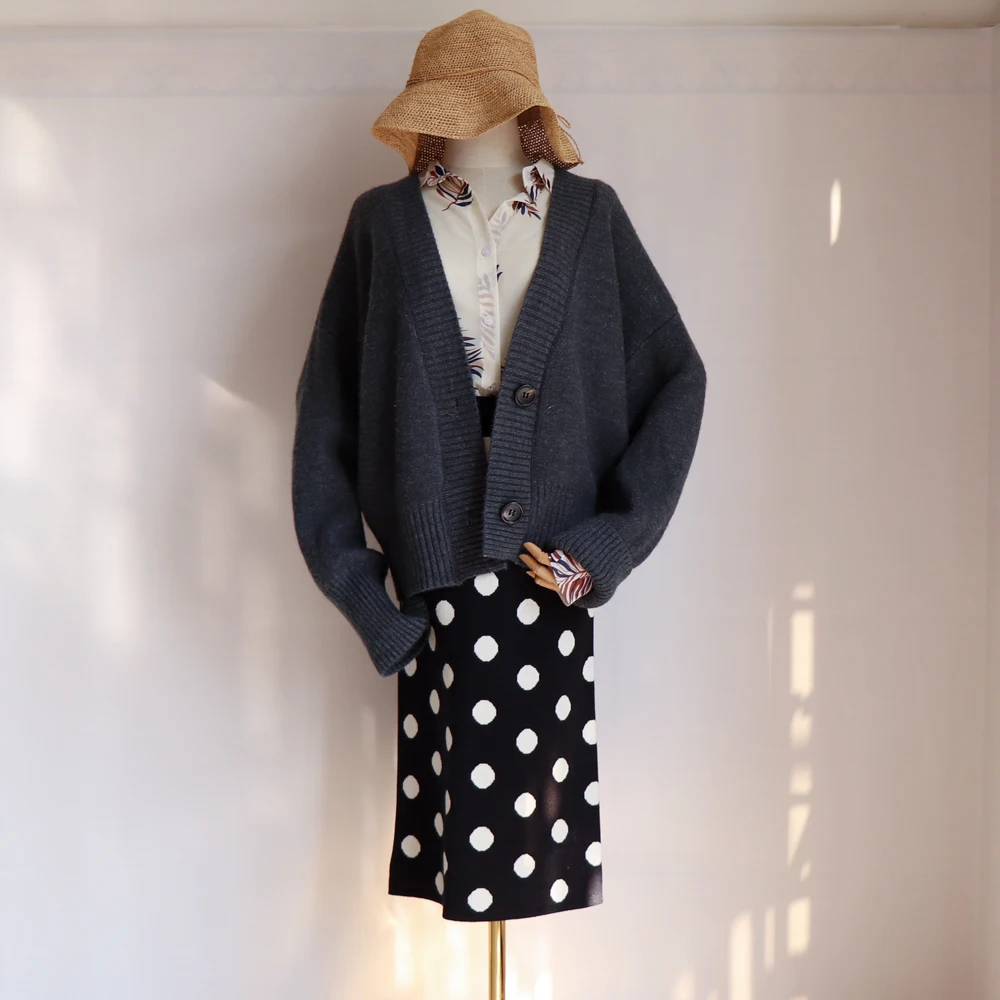 

Werynica 2019 Women Cardigans Sweater V neck Solid Loose Knitwear Korean Casual Knit Cardigan Outwear Winter Autumn Jacket Coat