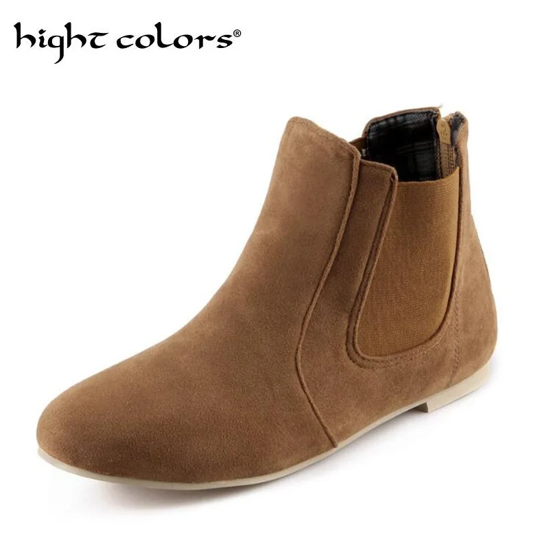 flat heel chelsea boots