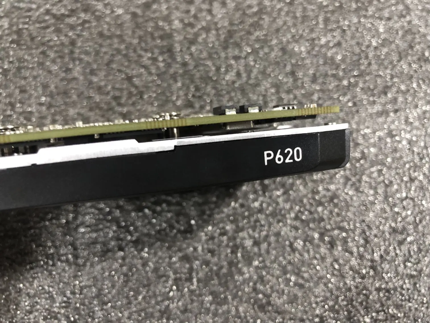 NVIDIA Quadro P620/2 ГБ GDDR5/128 бит/80 ГБ/сек./CUDA Core 512/PCI-E3.0/Профессиональная графика б/у 90% Новинка