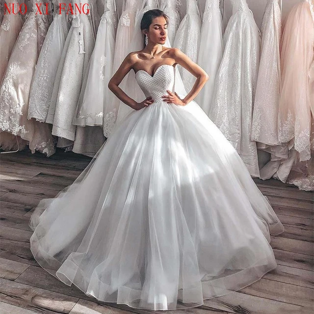 Luxury Ball Gown Tulle Wedding Dresses 2022 Strapless Floor Length