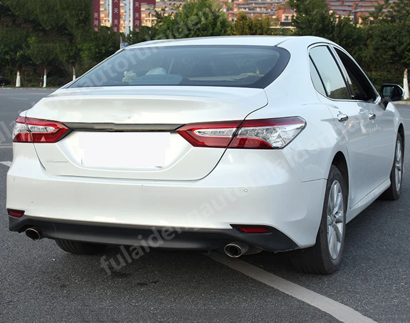 Для Toyota Camry- роскошный углеродный ABS хром Лицензия Бар Багажник хвост облицовка дверной крышки автомобиля Стайлинг Аксессуары
