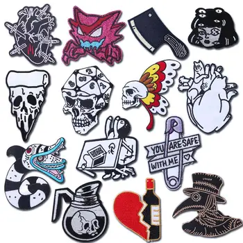 

DIY Butterfly Skull Embroidered Patches for Clothing Hippie Punk Iron On Pathes On Clothes For Jackets Stripe Applique Badge