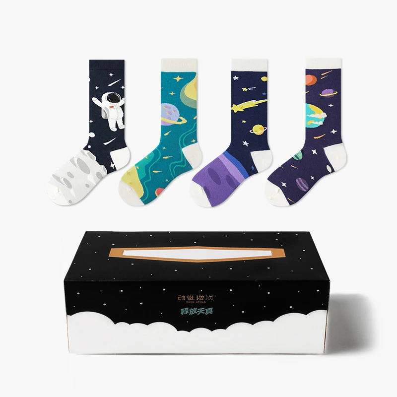 

4 Pairs Of New Products Unisex Fashion Street Trend Graffiti Space Series Pure Cotton Women's Stockings Size 36-42