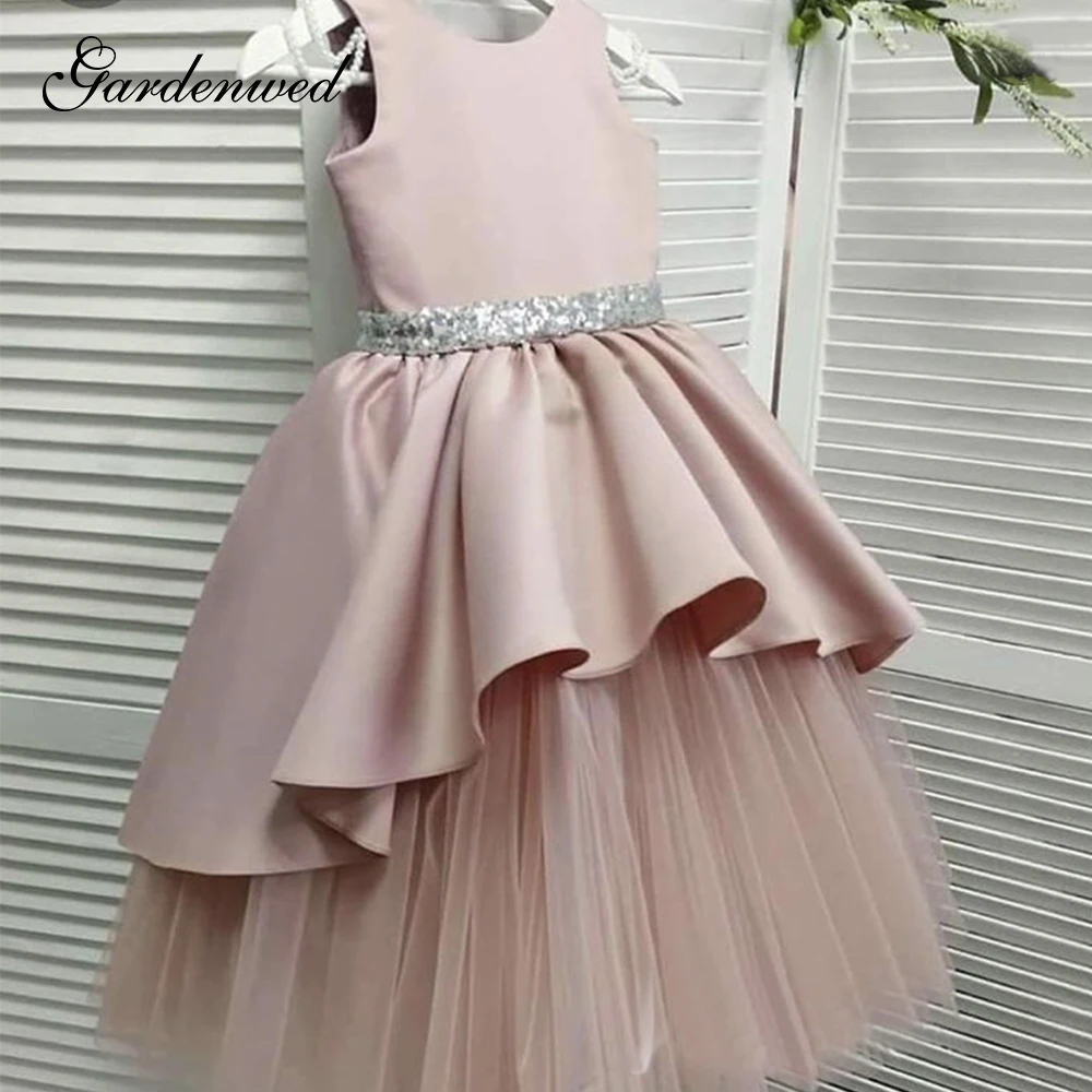 

Gardenwed 2020 A-Line Cute Flower Girl Dresses Pearls Beading Shoulder Layers Evening Dress Kid Sequin Sashes Ball Gown Vestidos