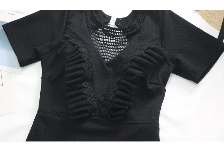 12389328755_1250263843