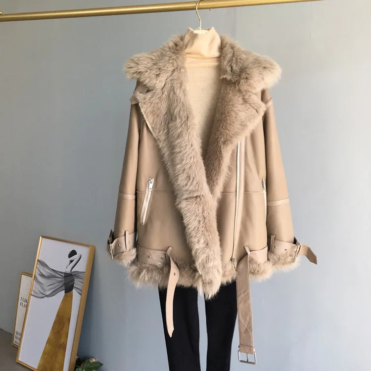 cream camel Новая модная зимняя теплая Байкерская Шерсть Шуба с v-образным вырезом для женщин из натуральной овечьей кожи каракуль и меховые куртки - Цвет: cream camel