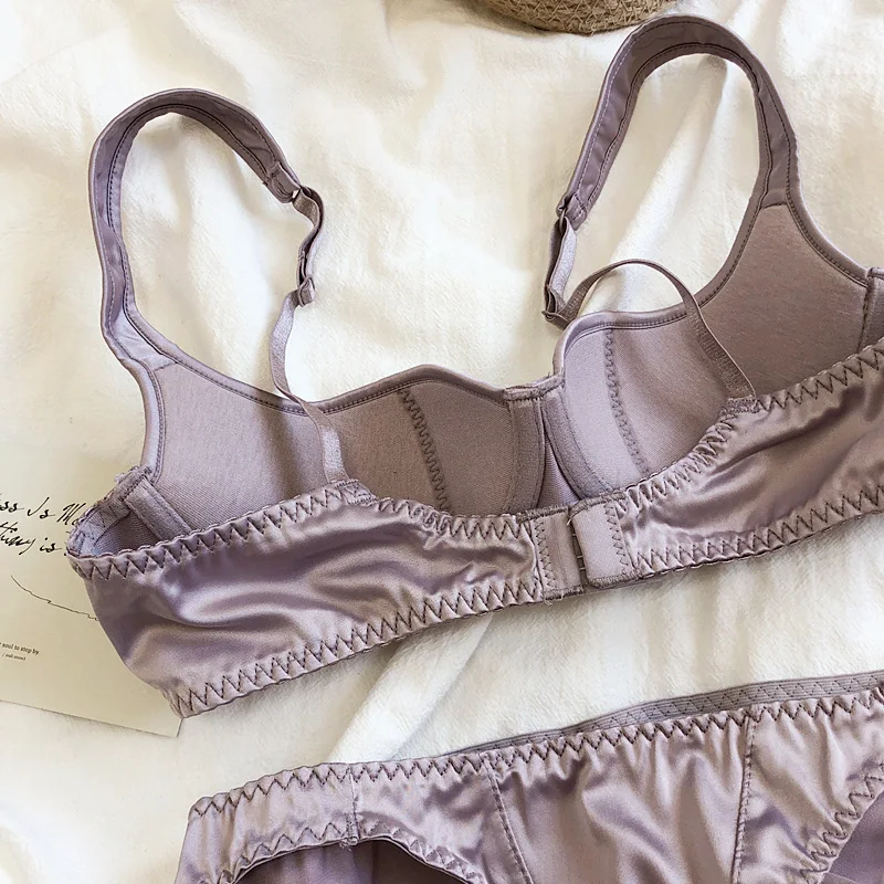 Sexy Halbschalen-Unterwäscheset im Retro-Stil mit glatter Stahlring-BH-Höschen-Set Push-Up-Damen in Übergröße_voghion.com