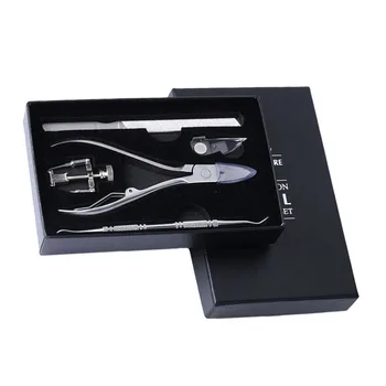 

5Pcs/Set Manicure Tools Kit Stainless Steel Toenail Corrector Nail Clipper Scissor File Cleaning Nails Care Tool (Silver)