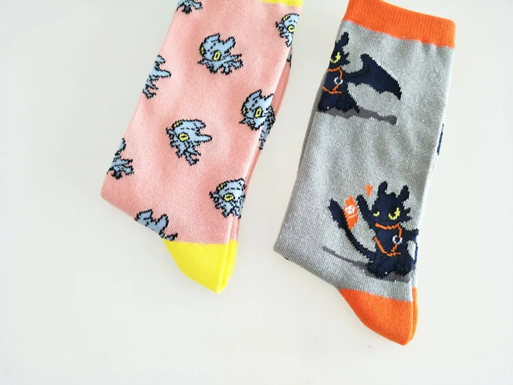 Носки с принтом аниме «Как приручить дракона», мужские хлопковые носки «Ночная фурия», дышащие впитывающие пот осенние забавные персональные мультфильмы