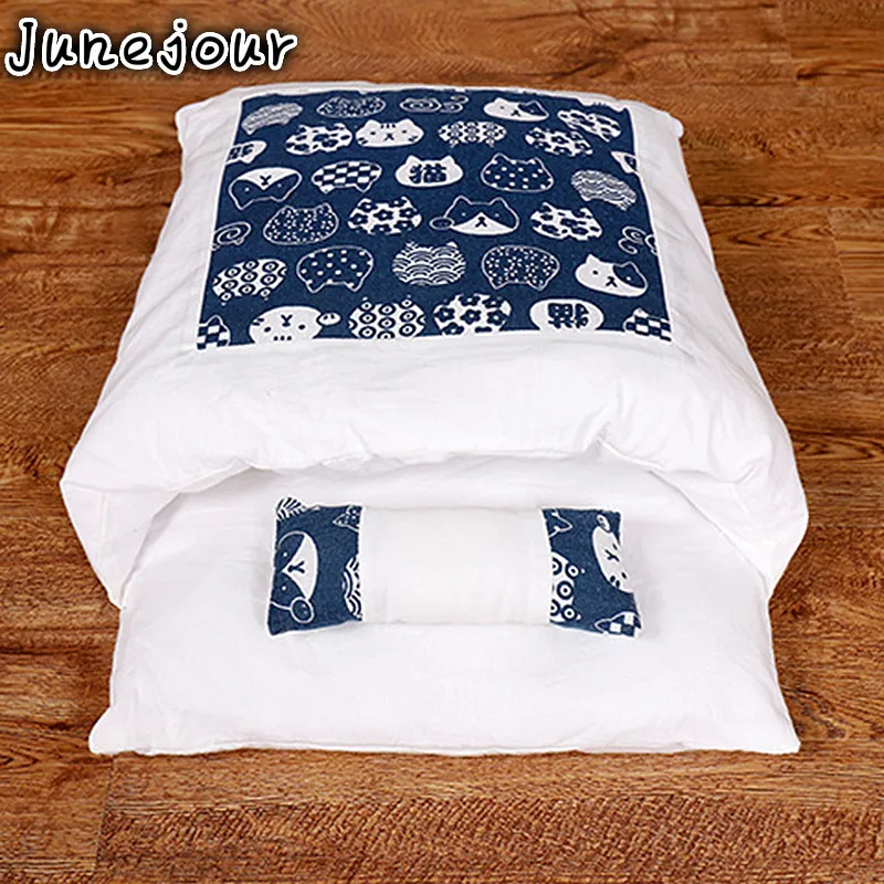 

Winter Warm Cat House Small Pet Bed Puppy Kennel Nest Cushion Pet ProductsDog Cat Bed Cat Sleeping Bag Sofas Mat Removable
