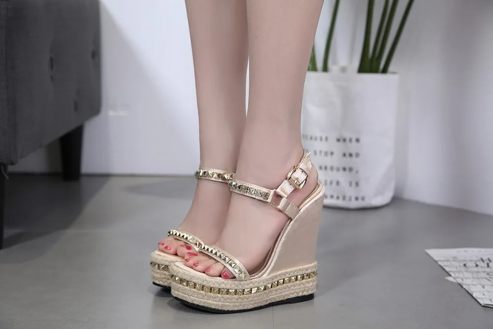 Gold Ladies Sandals Platform Sandals Women Shoes Summer High Heels Shoes Ankle Strap Chaussures Femme Rivet Wedges Shoes