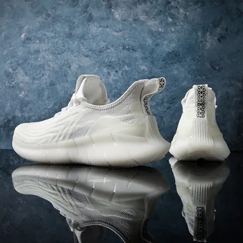 

Men's Running Shoes Breathable 2020 New Men's Sneakers All-match Mesh Trendy Shoes Luminous Flying Woven Casual Sports Shoes