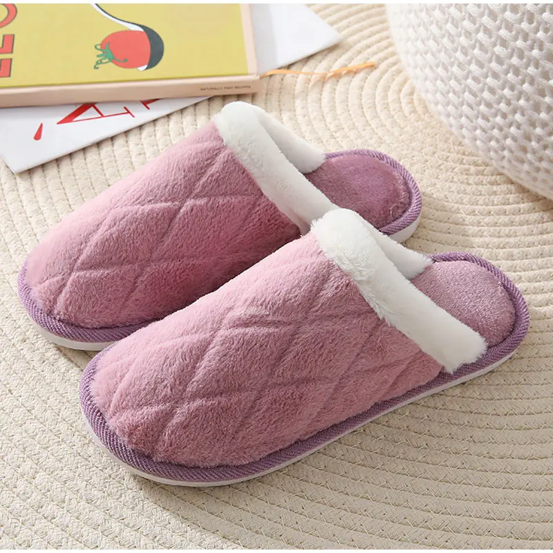Xnova Chaussons Noël Femme Hiver Chaud, Moelleuses Pantoufles Polaire