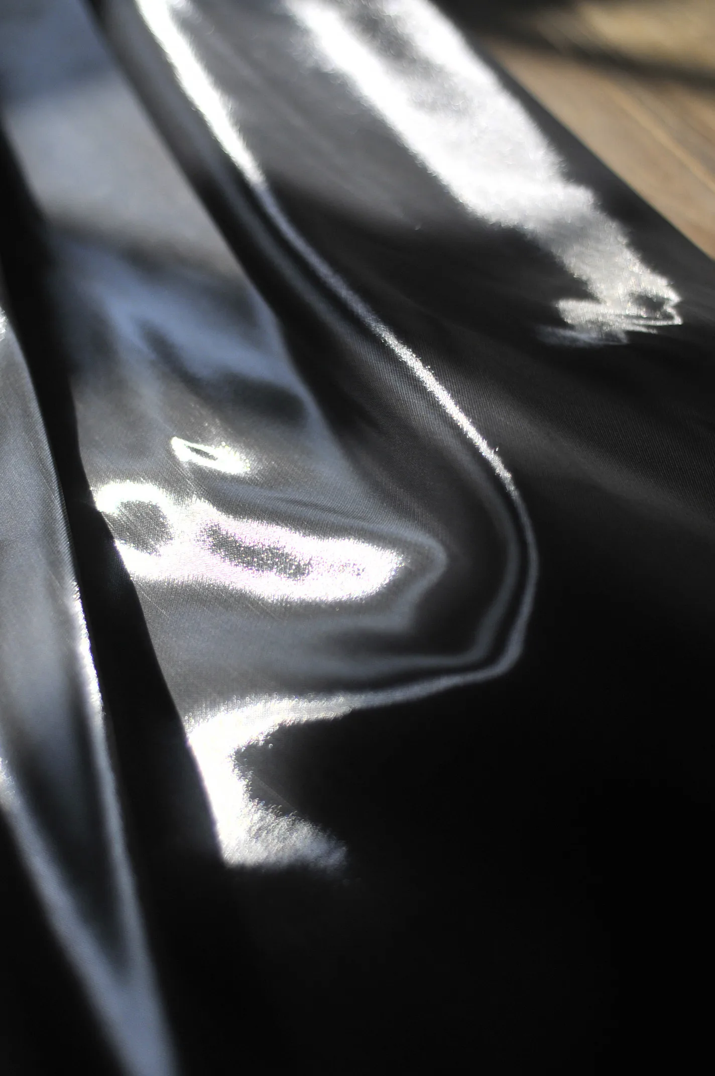 Серый супер блестящий кристалл шелковый атлас Ткань шелкопряда Liouldlook органзы для модной одежды