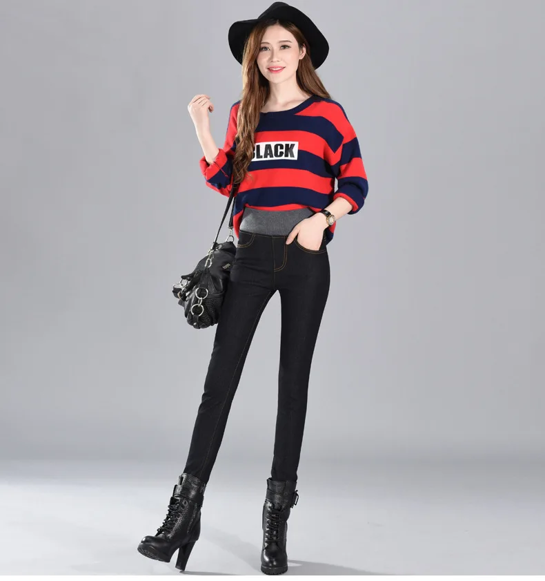 3370329452_2084562574